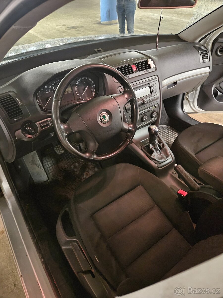 Škoda octavia 2.0 TDI 16v kombi - 12