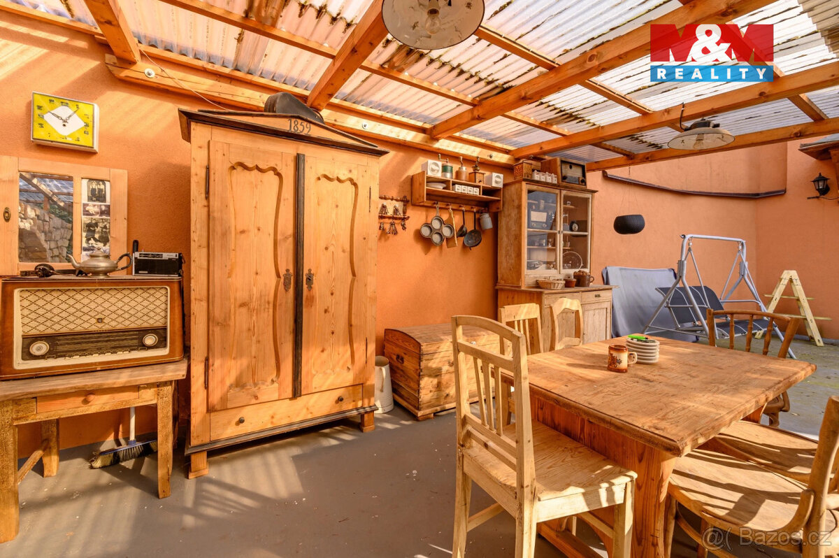 Prodej bytového domu, Hostinné, ul. Horská - 12