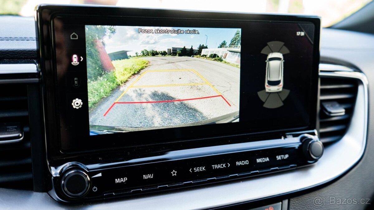 Kia Ceed SW 1.5 T-GDi GT-Line - 12