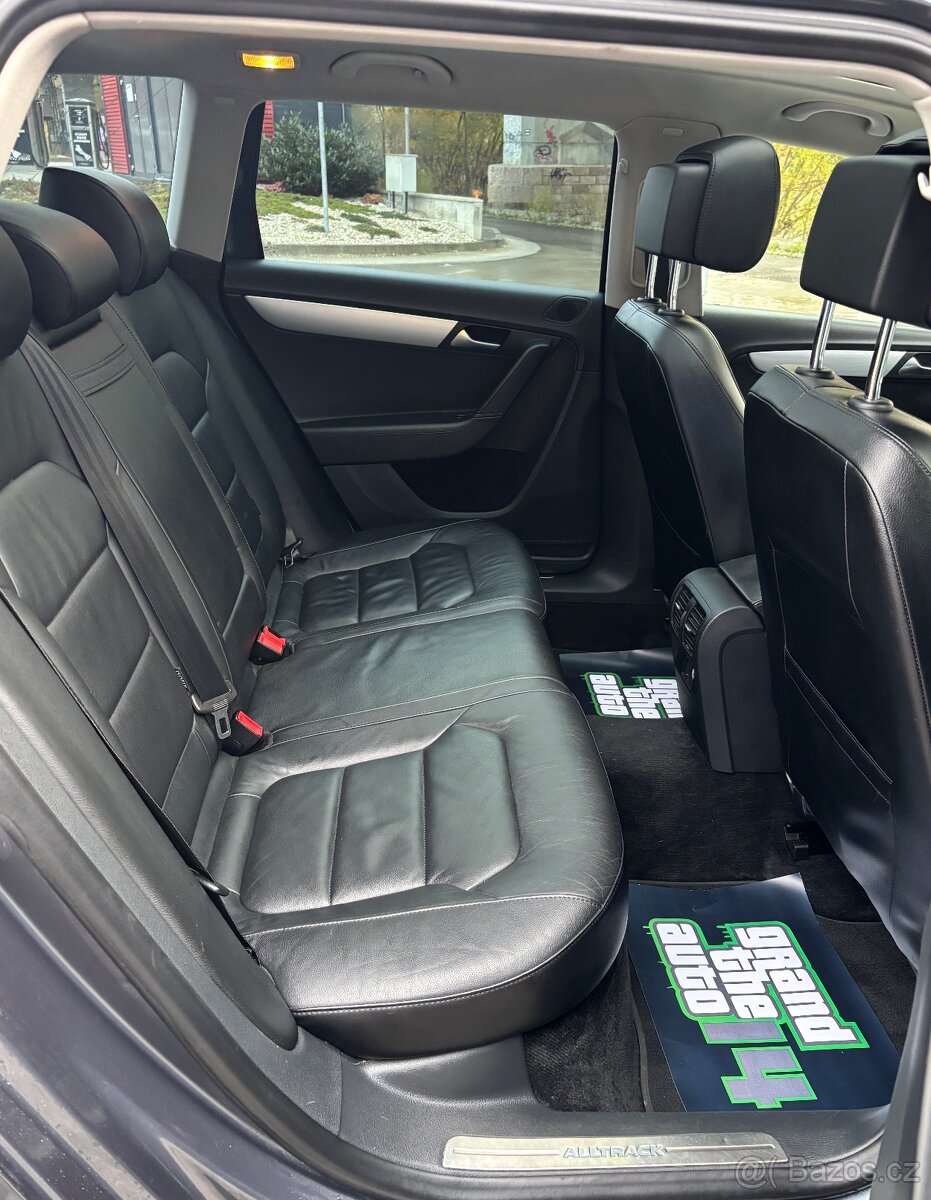 🚘 Volkswagen Passat Alltrack 4Motion – DSG - 12