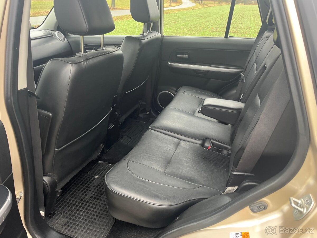 SUZUKI GRAND VITARA II 2.0i 103kw BENZIN MANÁL 4X4 BEZ KOROZ - 12