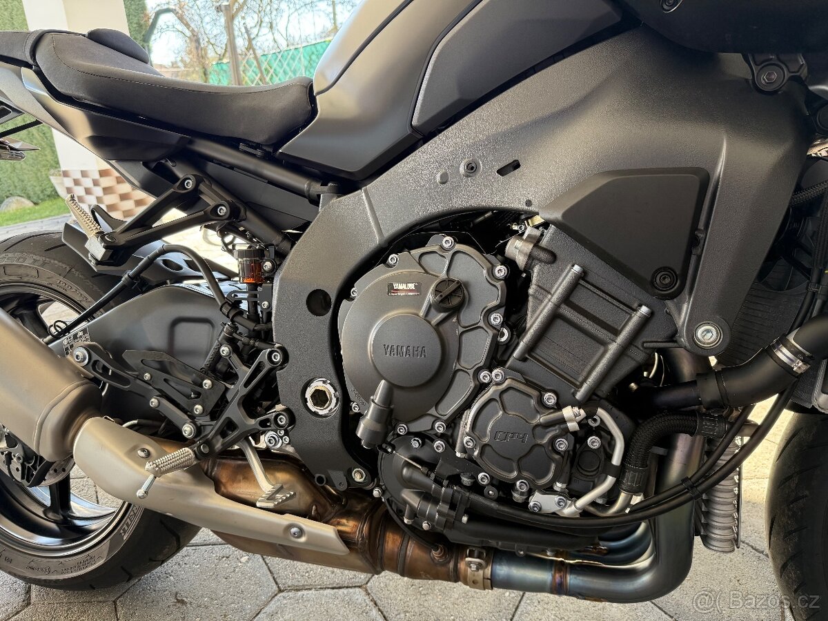 Yamaha mt 10 zánovní - 12