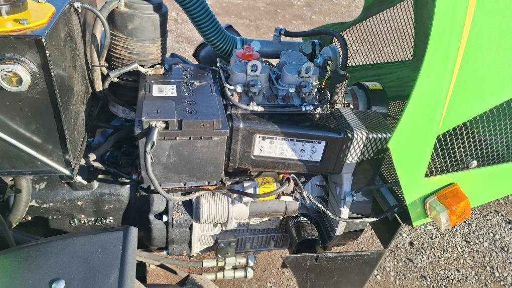 malotraktor WINEA 30 HP s TP a SPZ - 12