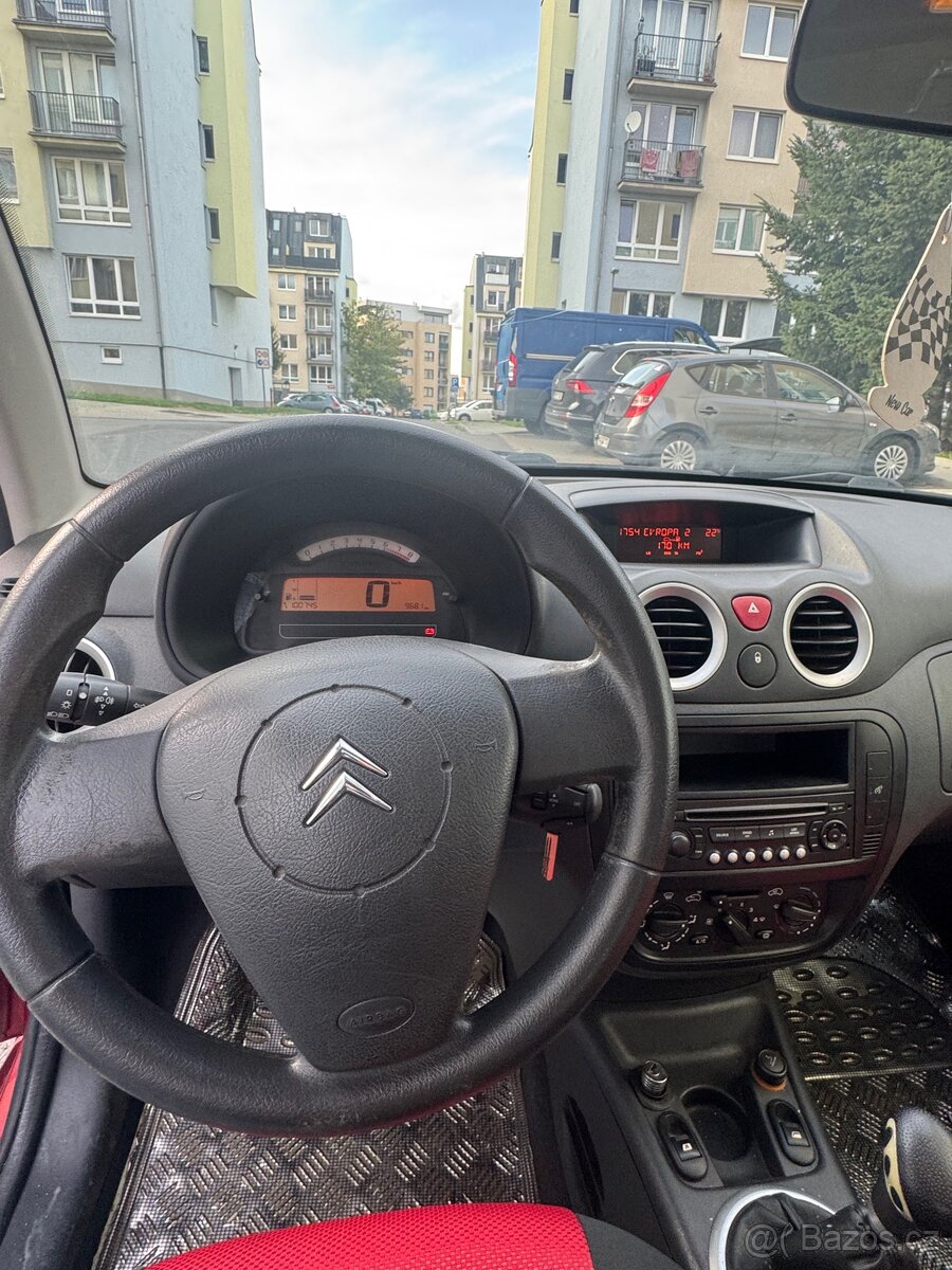 Citroën C3 1.1i, 44 kW – hatchback, červená - 12