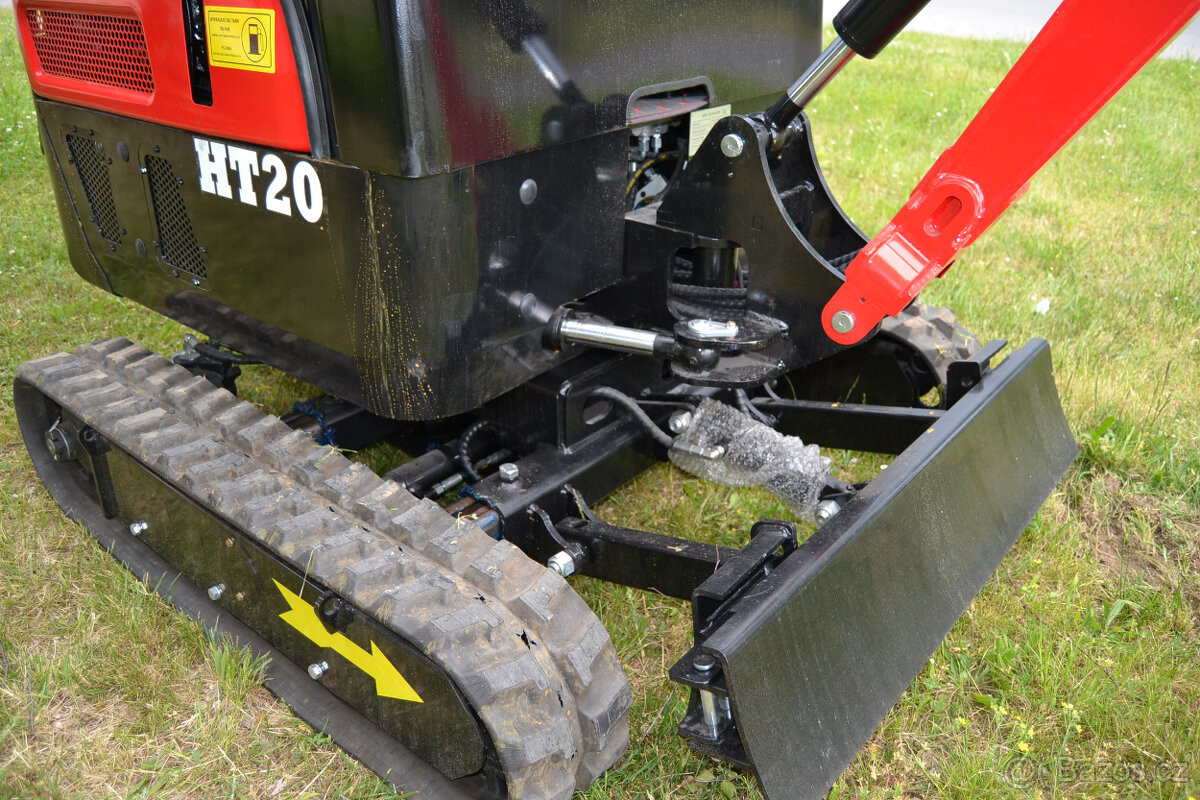 Minibagr Zethos HT2000 (tříválec 26 koní) - 12