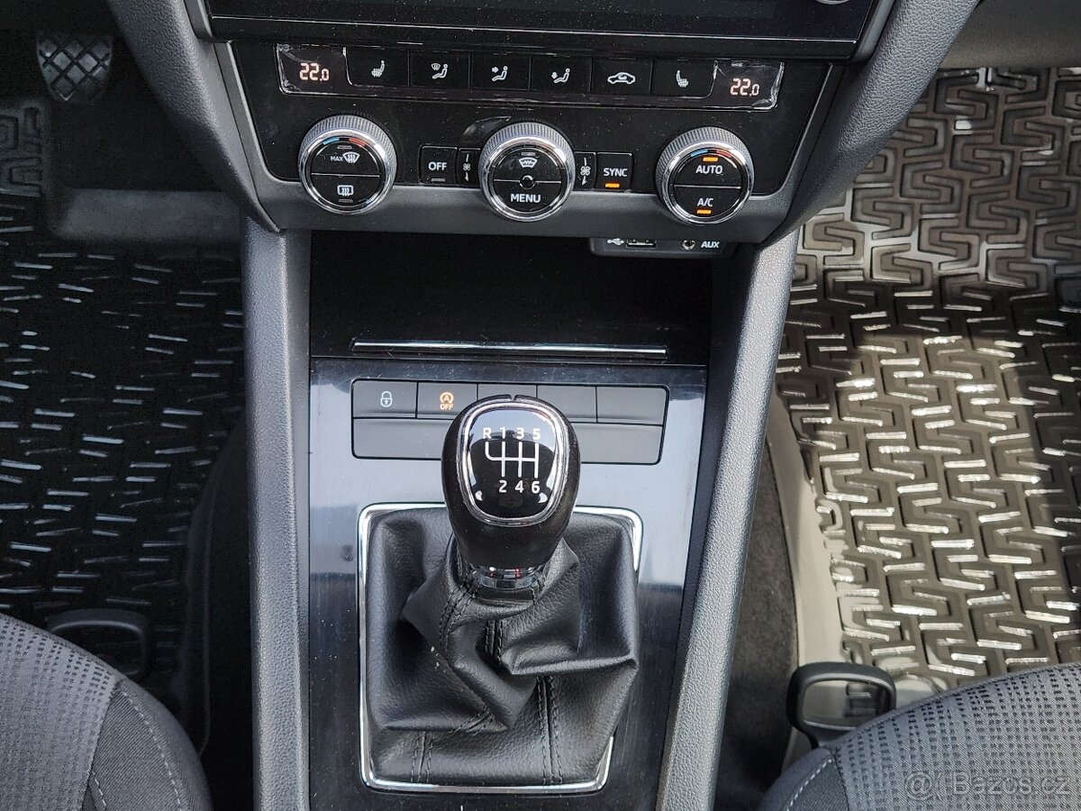 Škoda Octavia III combi 2.0TDI 110kW Style ČR 1maj DPH - 12