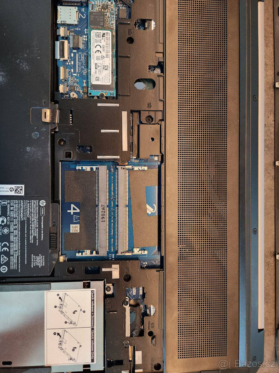 Prodám laptop HP Zbook 15 G5 - 12