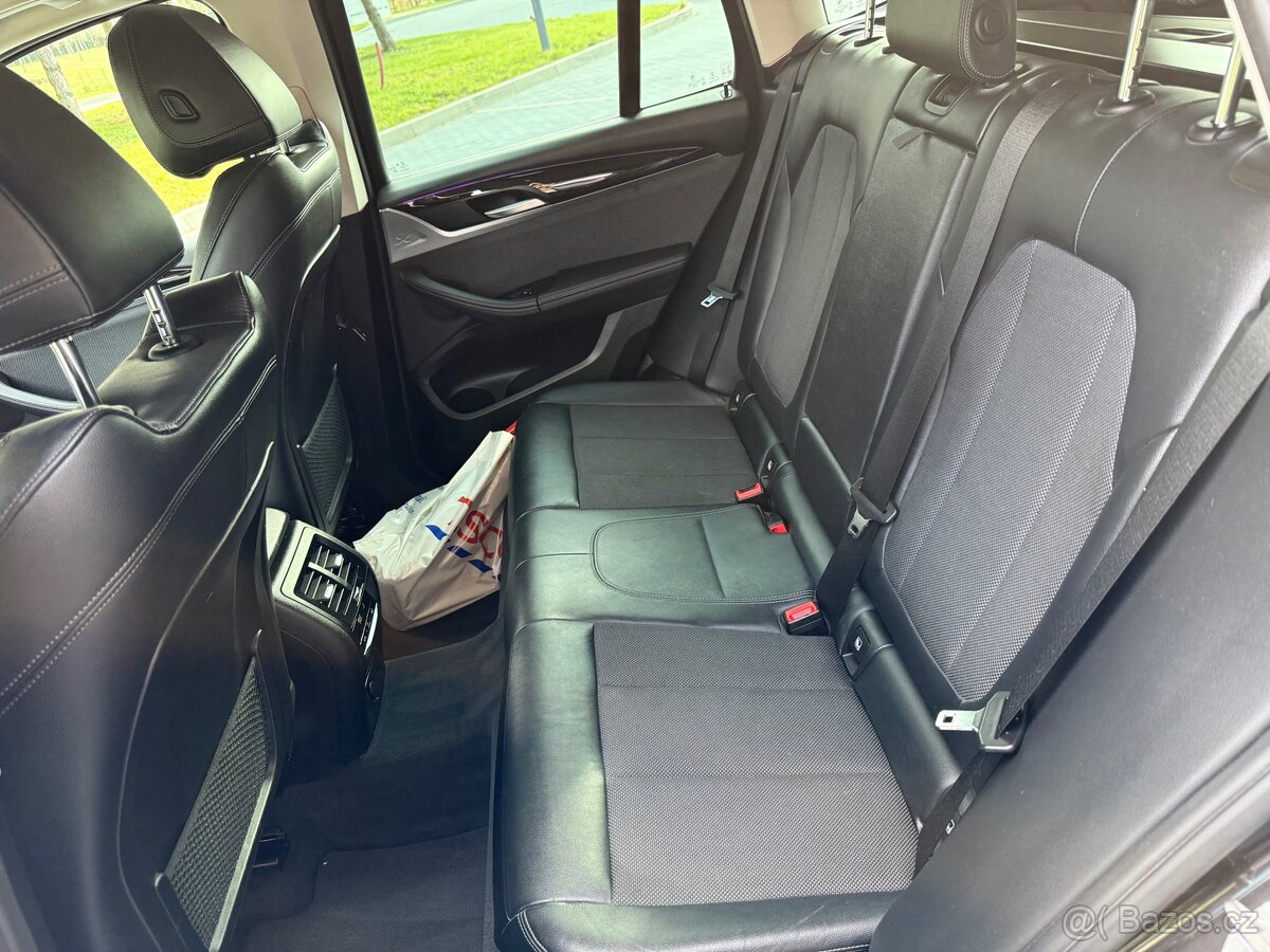 BMW X3 20d xDrive / 2019 / 4x4 / ČR - 12