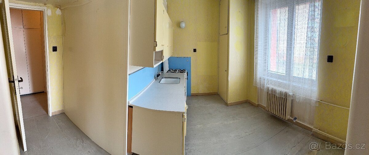 Prodej bytu 2+1 55,8m2 - Znojmo - Pražská sídl. - 12