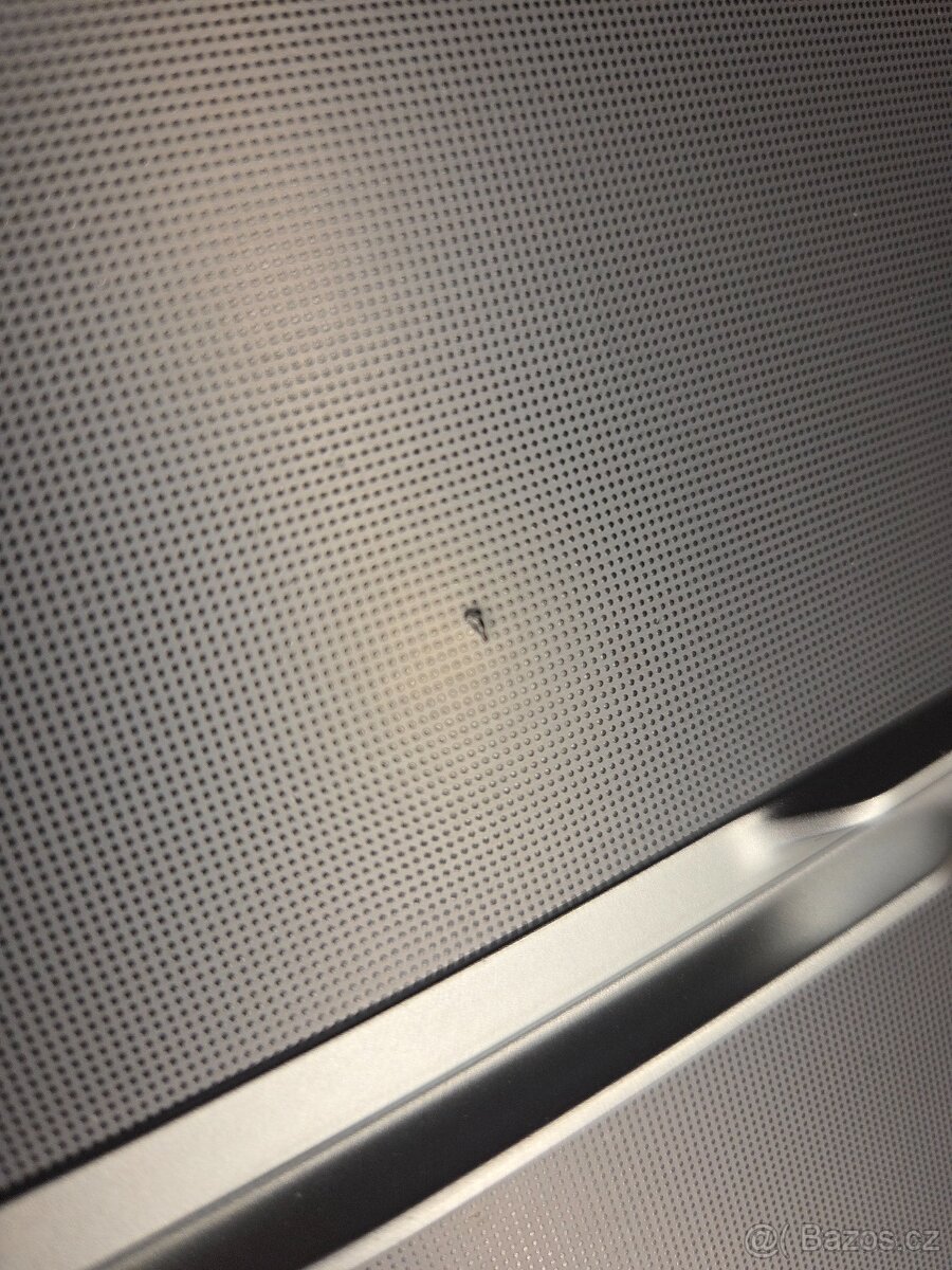 Středová konzole Tesla Model 3 - použitá - 12