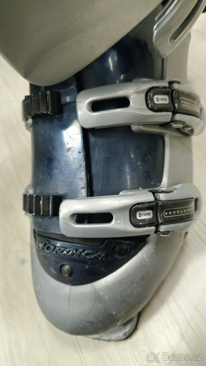 Lyže 170 + lyžáky 43 44 + helma - 12