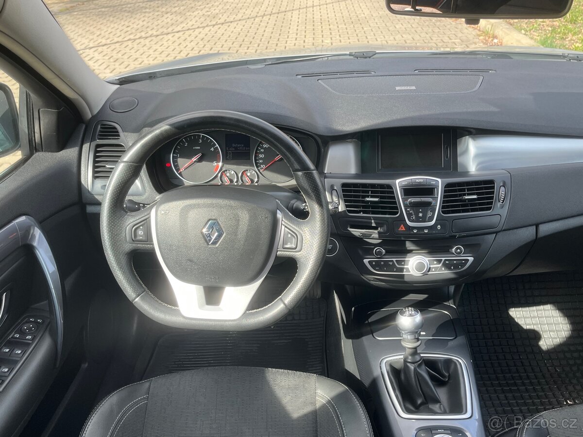 Renault Laguna 2.0 DCI - 12