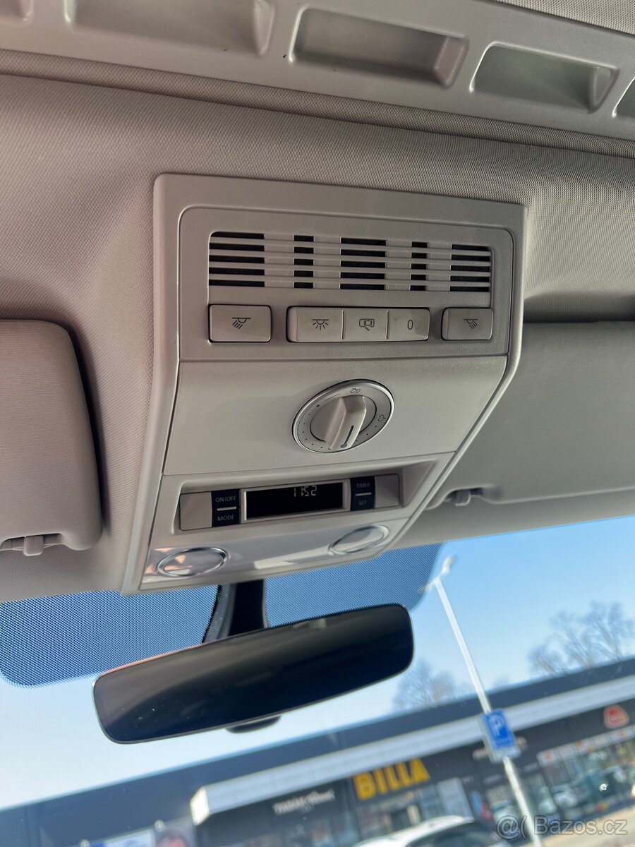 Volkswagen multivan T6 highline Top stav,DPH - 12