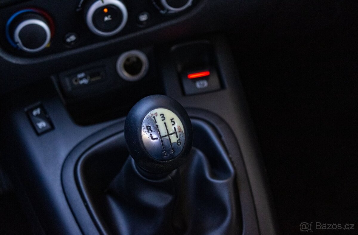 Renault Scénic 1.5 dCi 2011 - 12