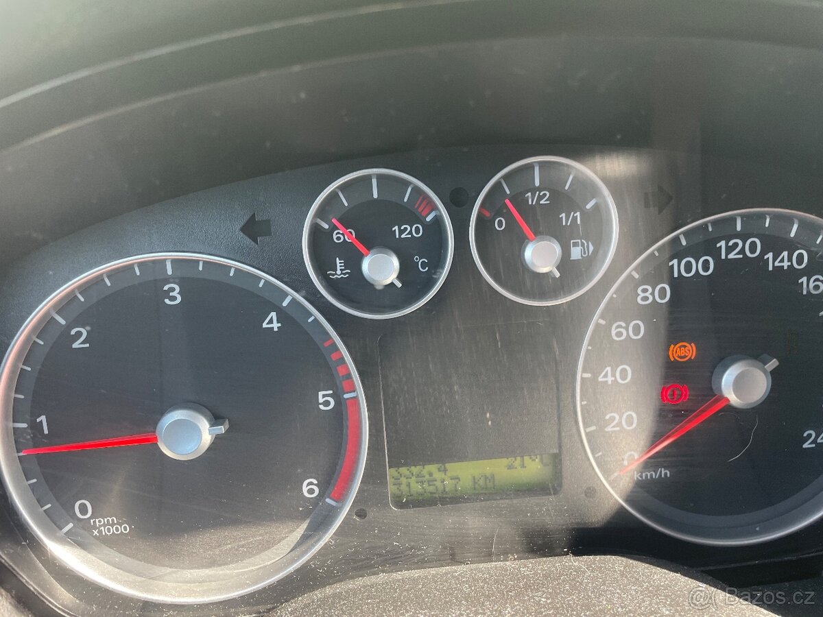 Ford Focus 2.0 TDCI - 12