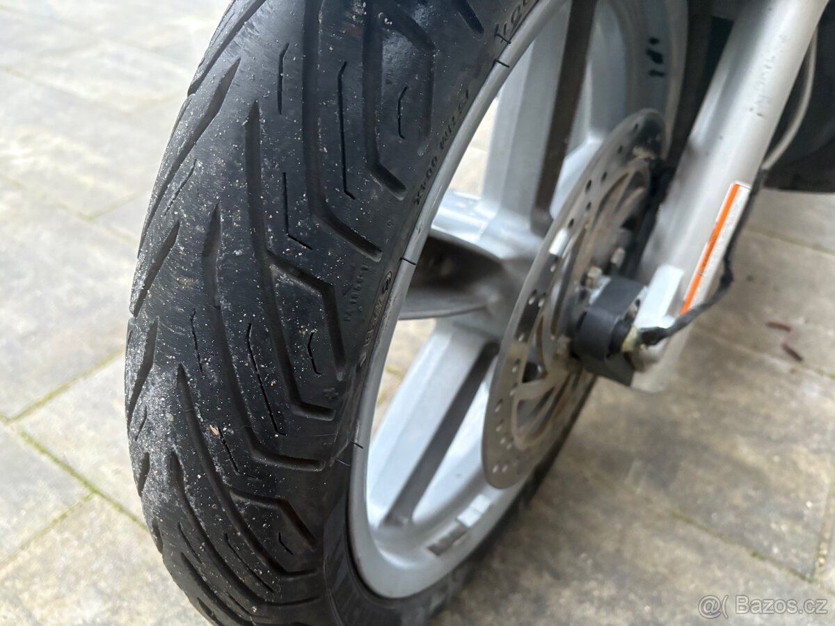 Aprilia scarabeo 250 2007 - 12