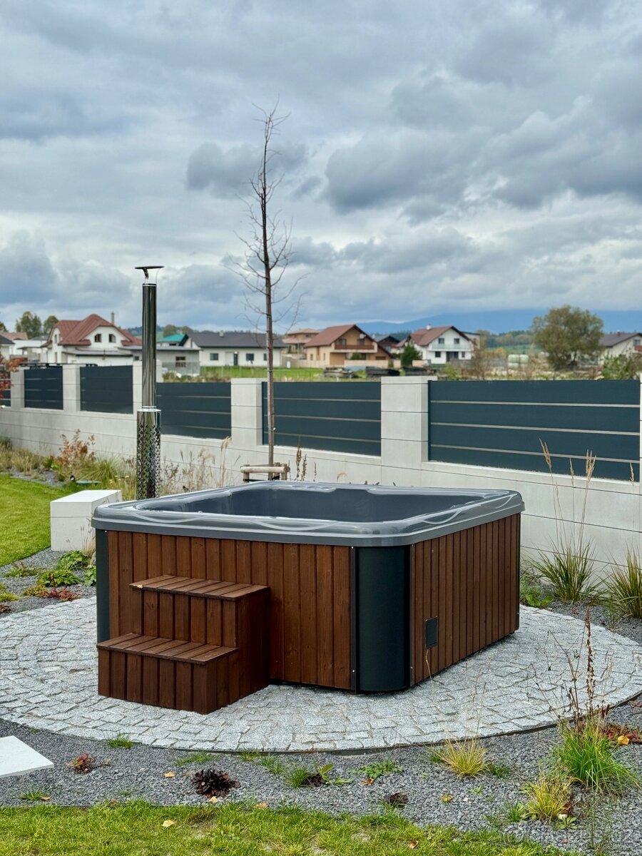 Čtvercová koupací káď (s místem k ležení) - 12