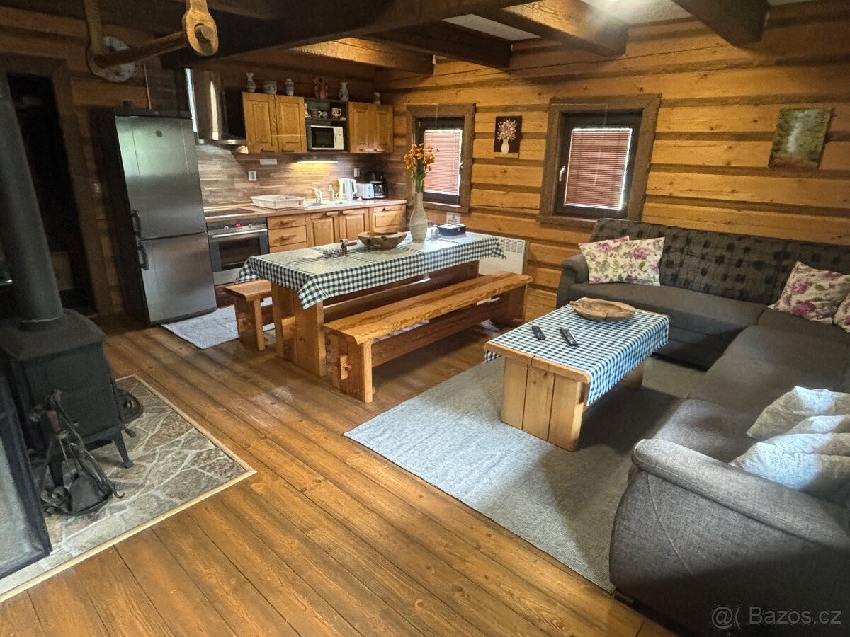 Predaj zabehnutej rekreačnej drevenice Gazdovský dvor - 12