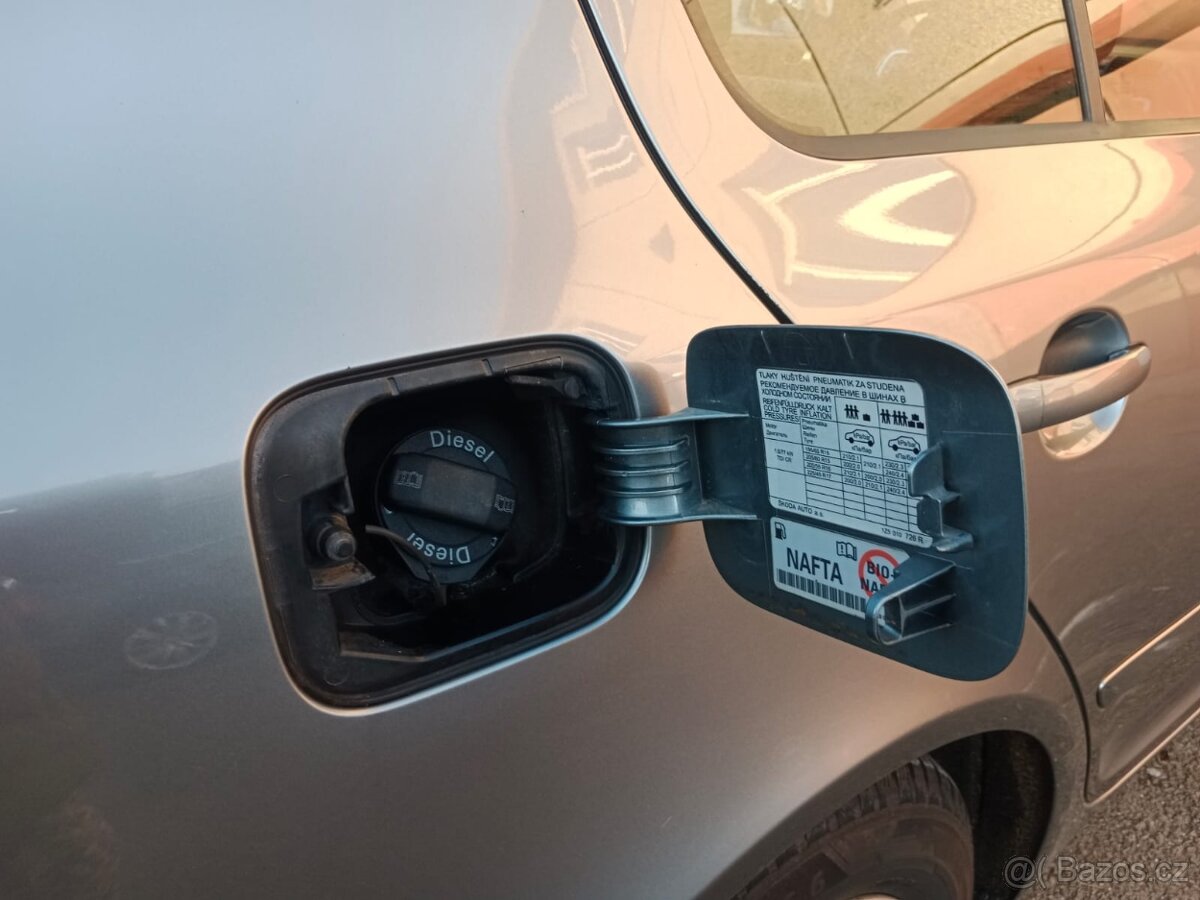 Škoda Octavia 2 2012 1.6 tdi - 12