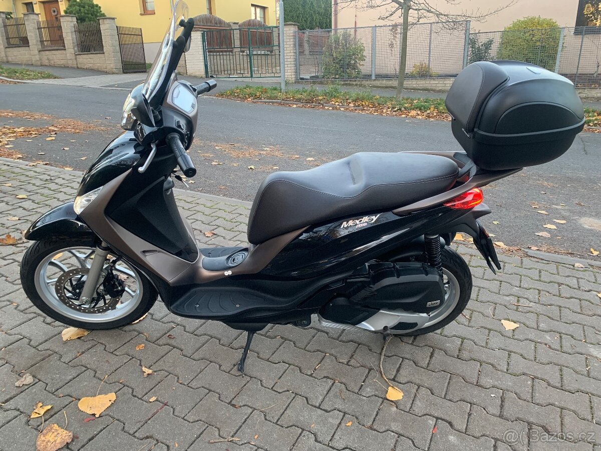 Piaggio Medley 125 - 12