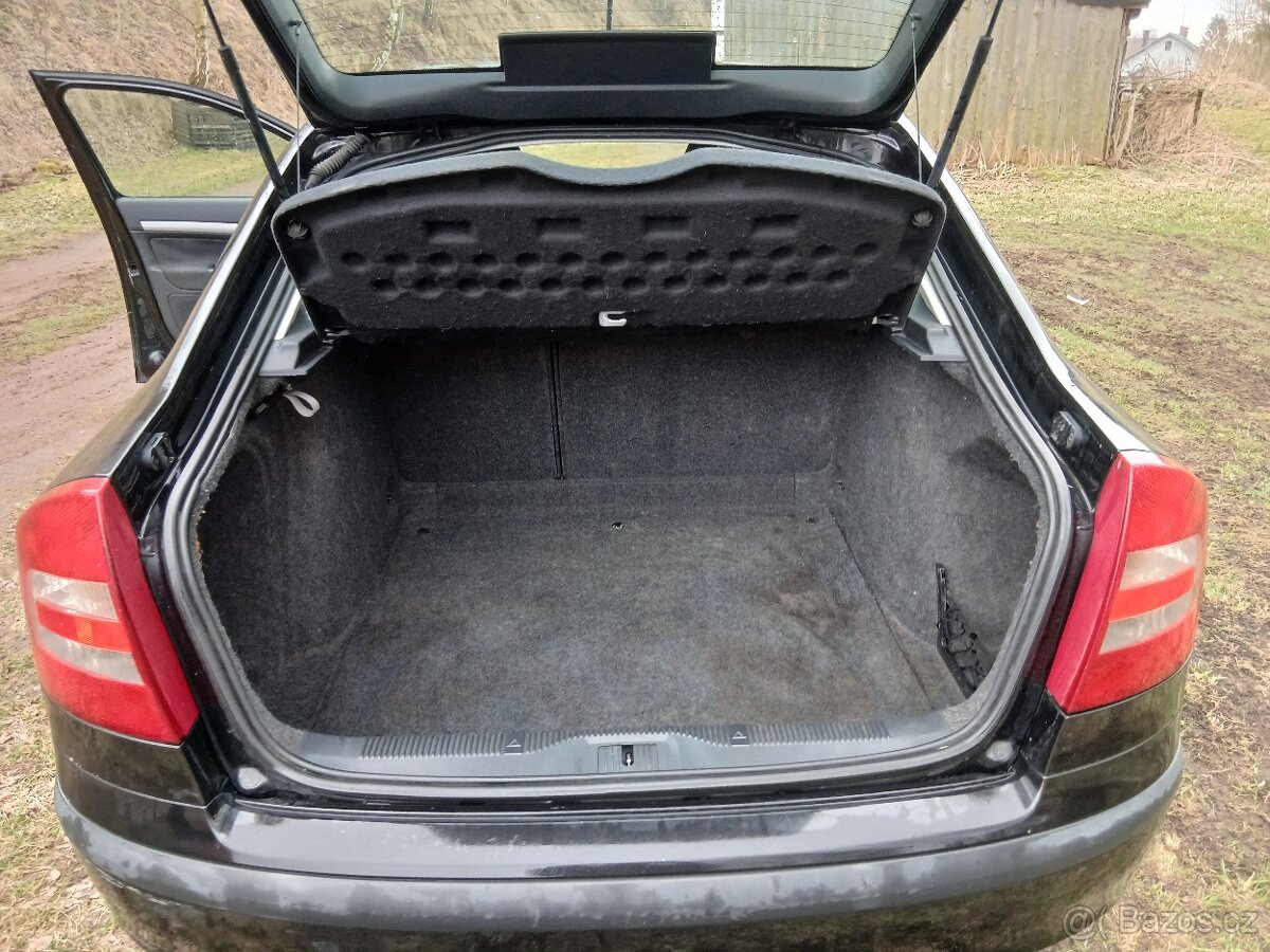 Škoda Octavia 2 1.6 mpi - 12