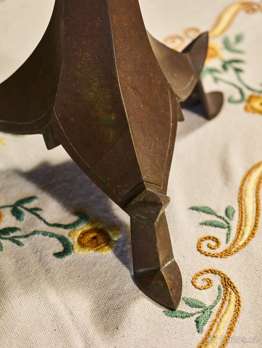 Monumentální párové neogotické bronzové svícny – výška 100 c - 12