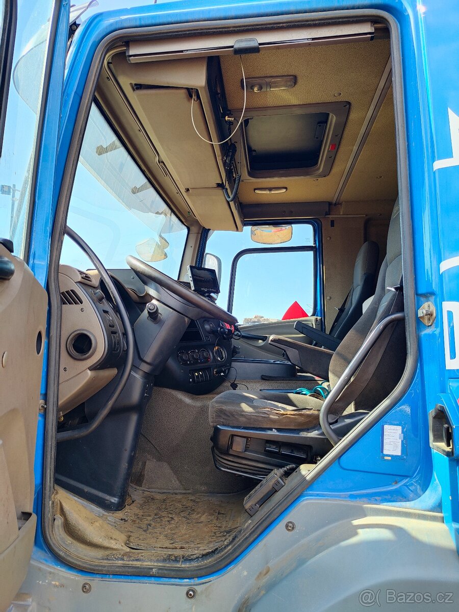 DAF CF s hydraulickou rukou a natahovacím hákem - 12