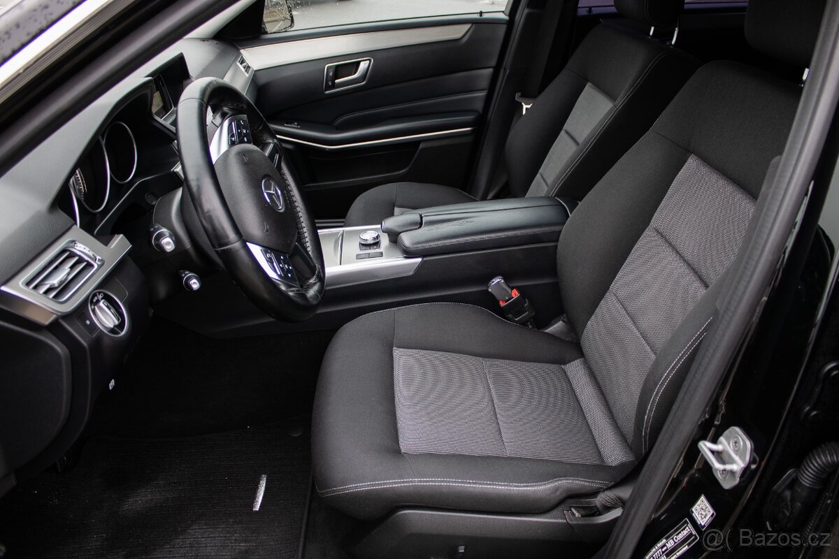 Mercedes-Benz E trieda Sedan E220 CDI / 100kW - 12
