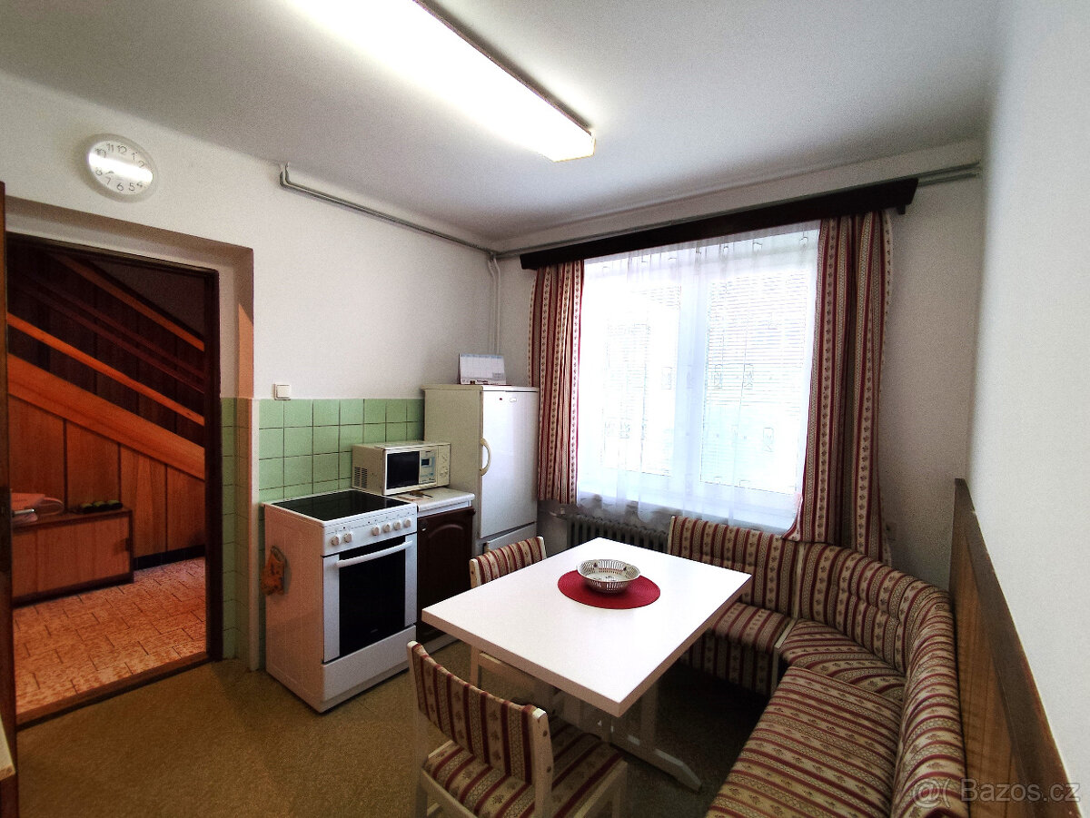 Velký RD v obci Chrast u Chrudimi - 12