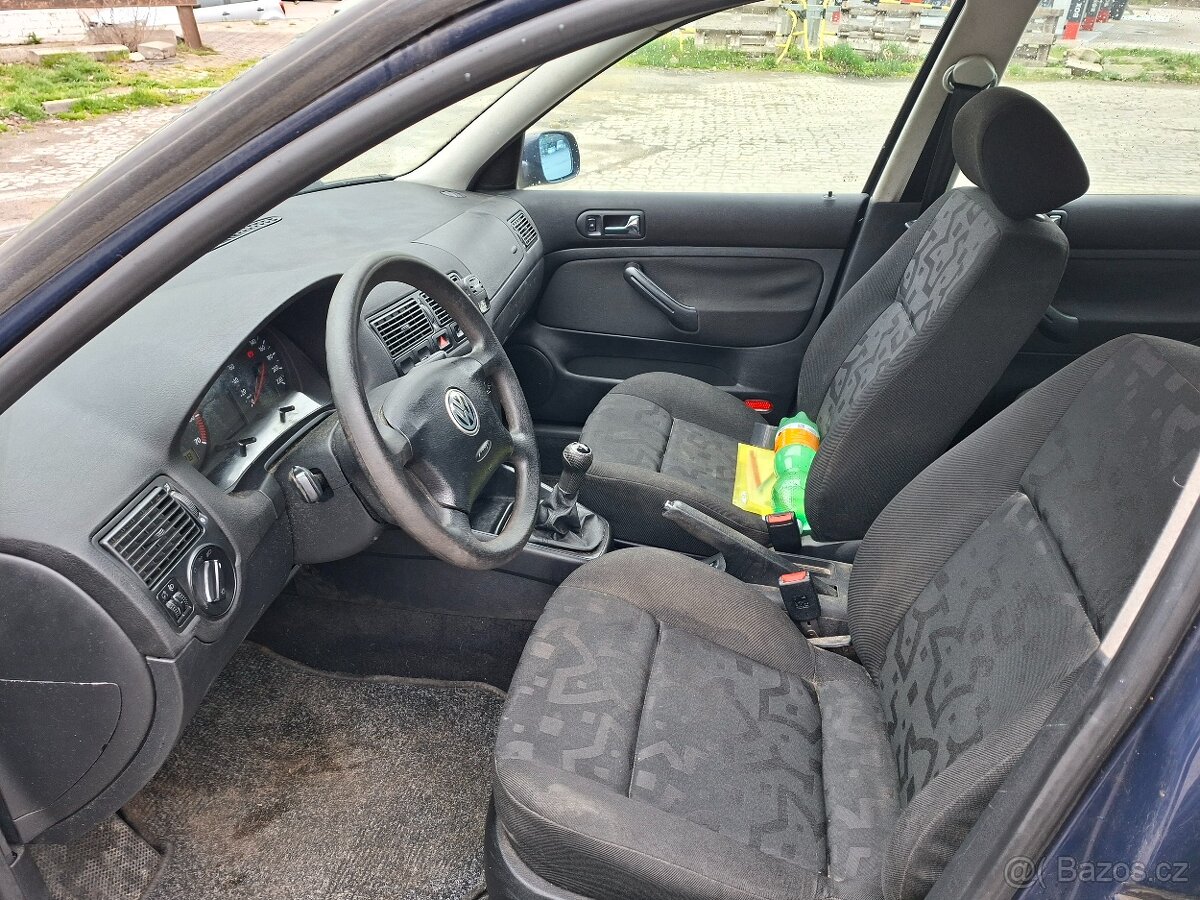 Vw Golf 1,4i - 12