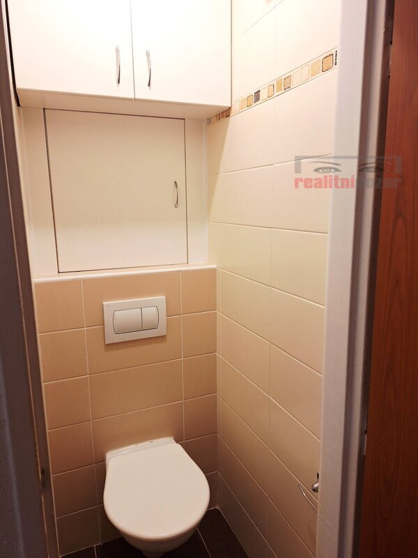 Prodej bytu v OV 2+1 s lodžií, šatnou a sklepem ul. Jakuba O - 12