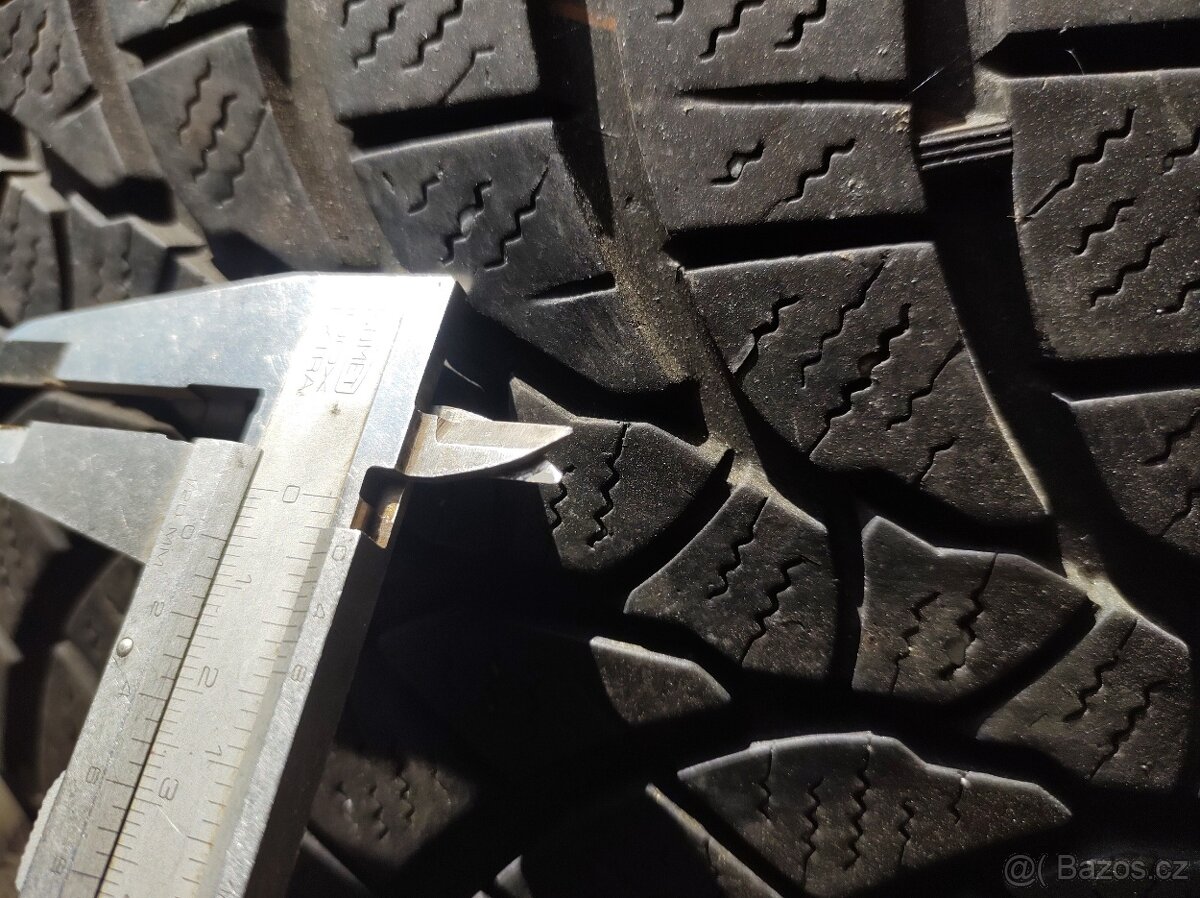 235/50 R17 - ZIMNÍ PNEU - 4KUSY - 12