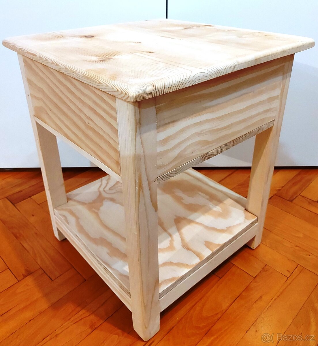 Stolička s úložným prostorem.. - 12