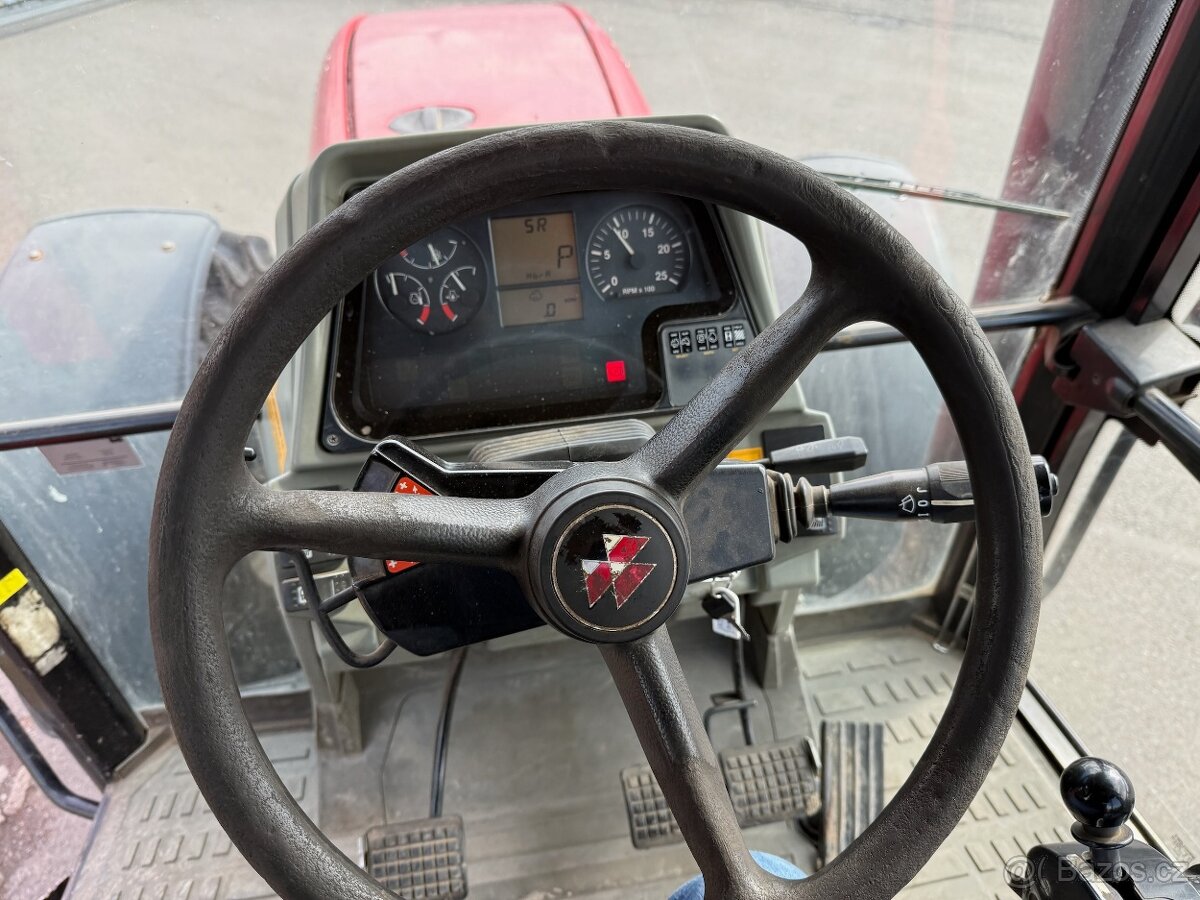 Massey Ferguson MF8260 - 12