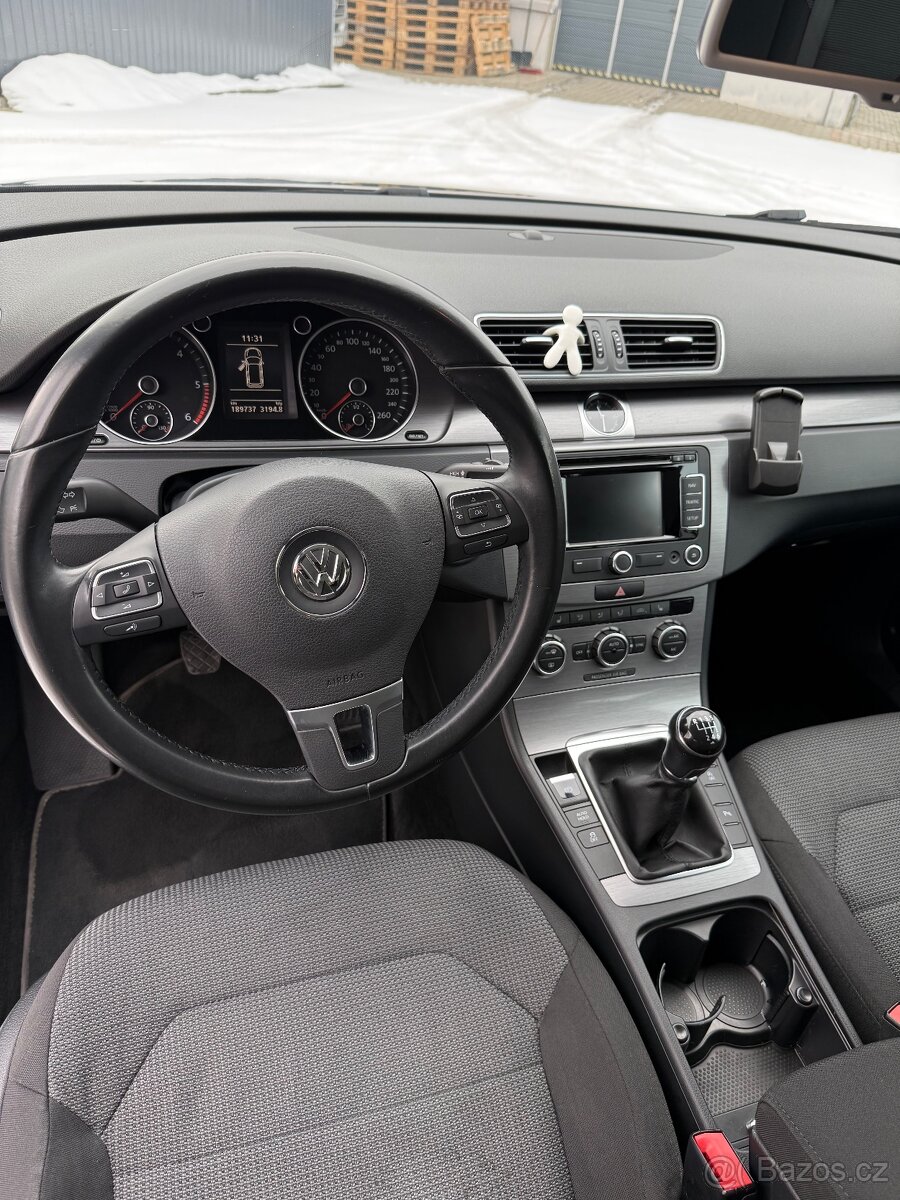 Prodám Volkswagen Passat kombi - 12