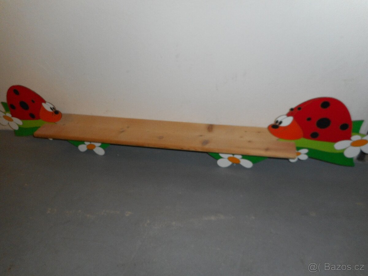 fusak, houpačka pokojová, vanička, schůdek, kočár - 12