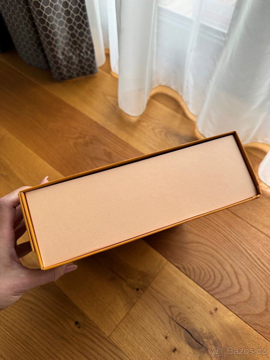 Louis Vuitton krabice a stuha. - 12