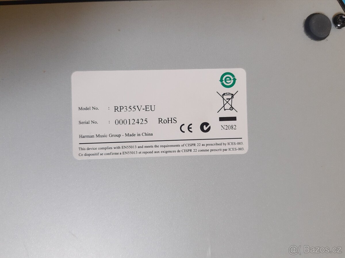 Squier Starcaster + efektor, looper, mikrofon, sluchátka. - 12