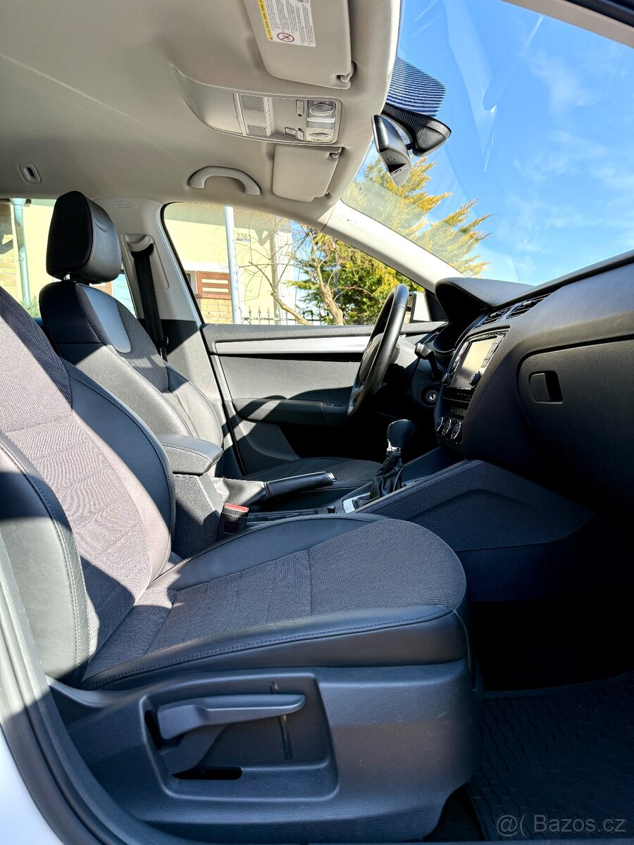 Škoda Octavia Elegance Combi III 2.0 TDI 110KW - 12