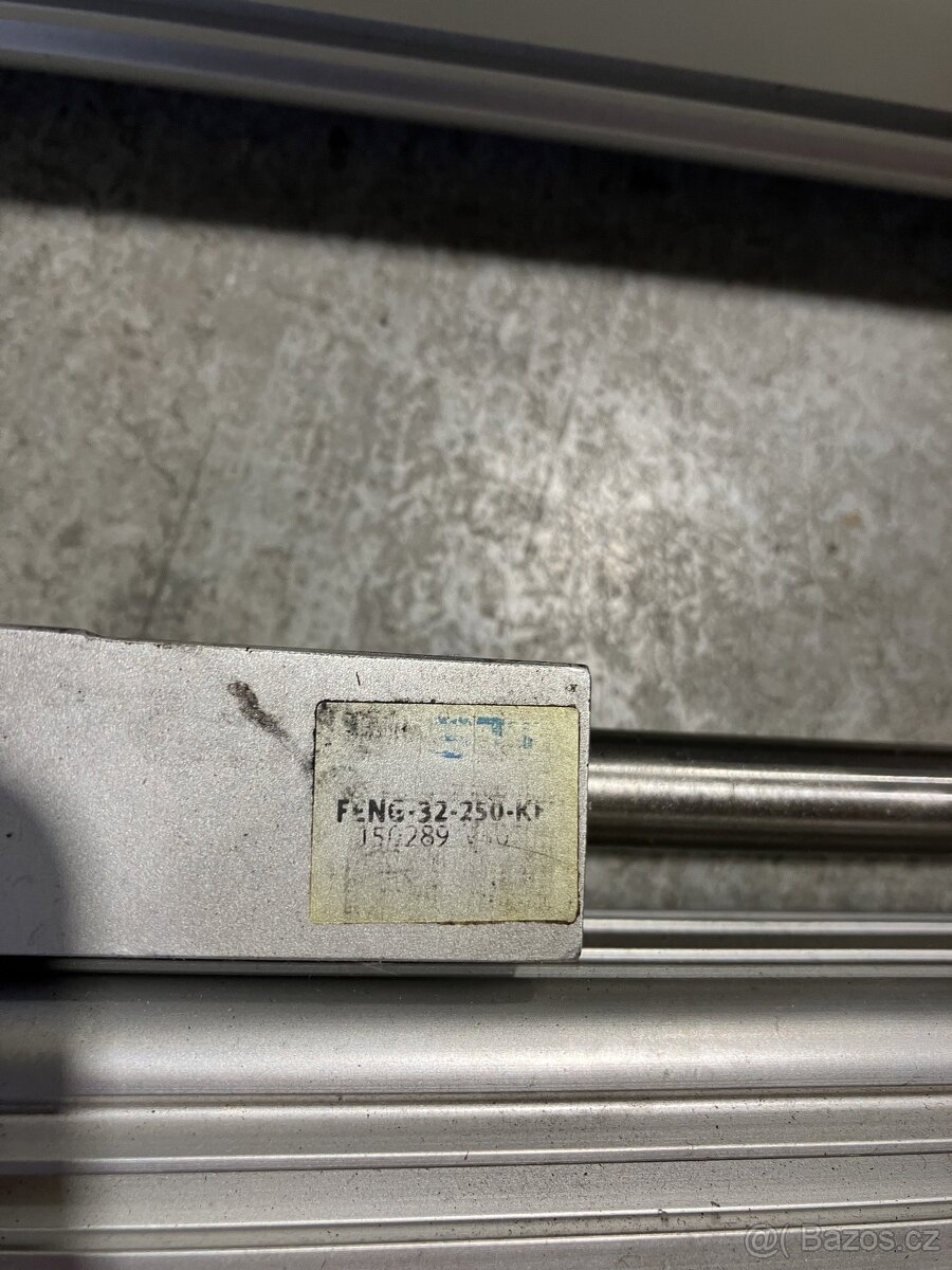 FESTO pneumatické válce - 12