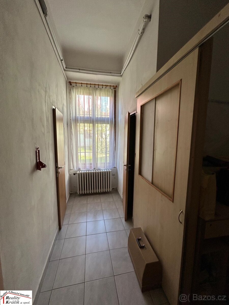 Prodej obchodních prostor v blízkosti centra Kutné Hory - 12