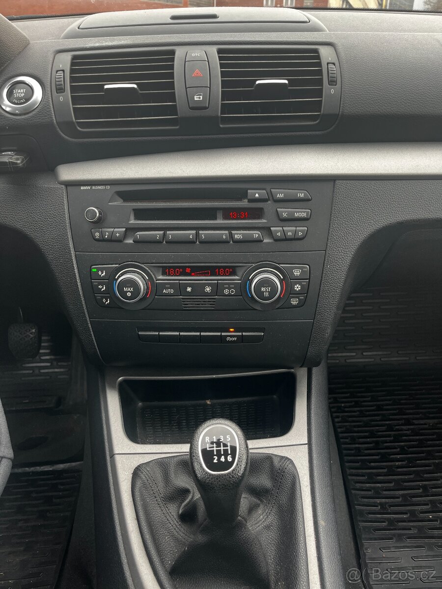 BMW řady 1 (116i) - benzin 2.0L, 90kW, rok 2009 - 12