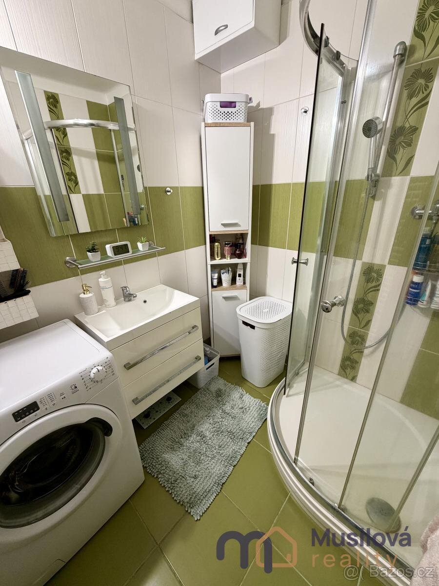 Prodej bytu 2+1 56 m2 - 12