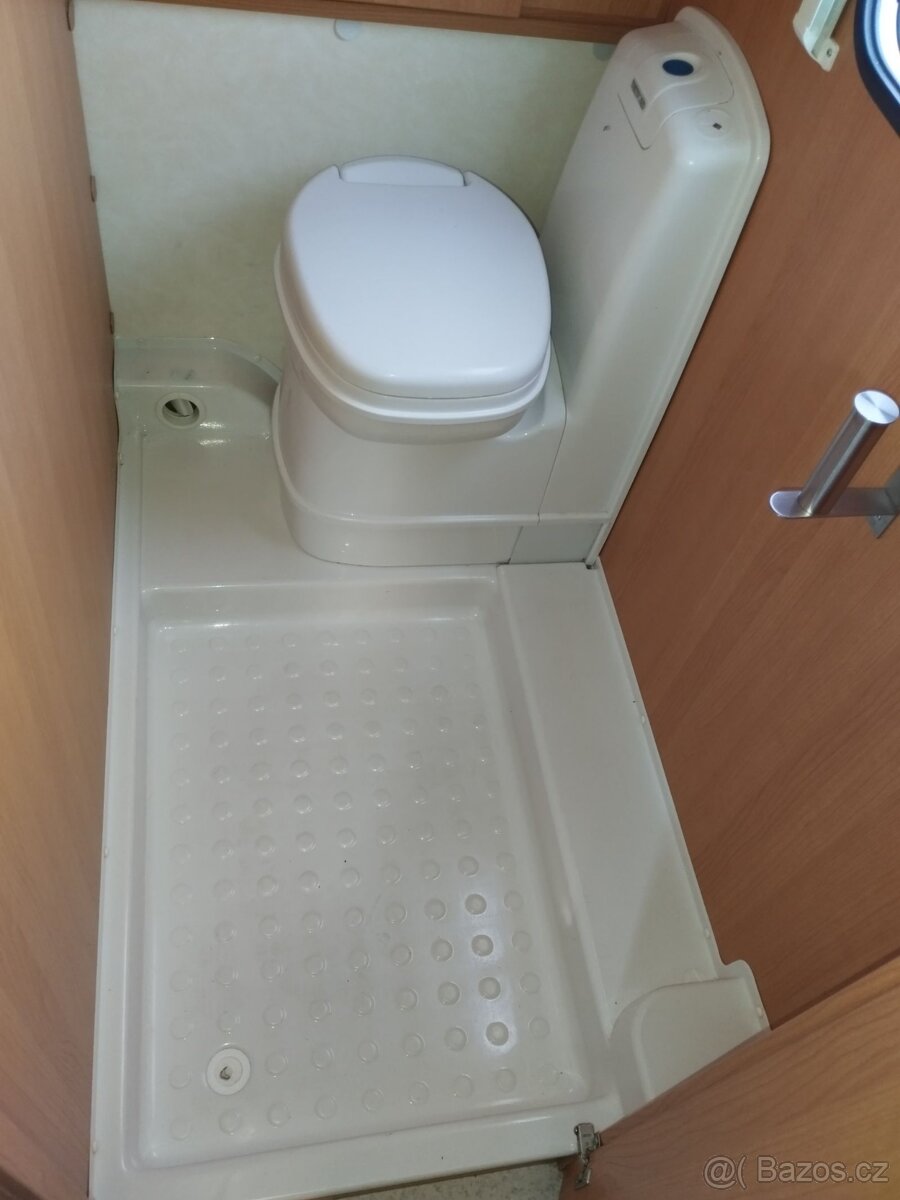 KNAUS 450FU. Rok 2007. Mover. 1300 kg. Bojler.100km/h - 12