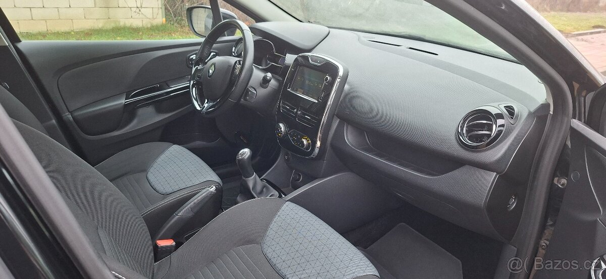 Renault Clio IV 0.9i, r.v.2013 - 12
