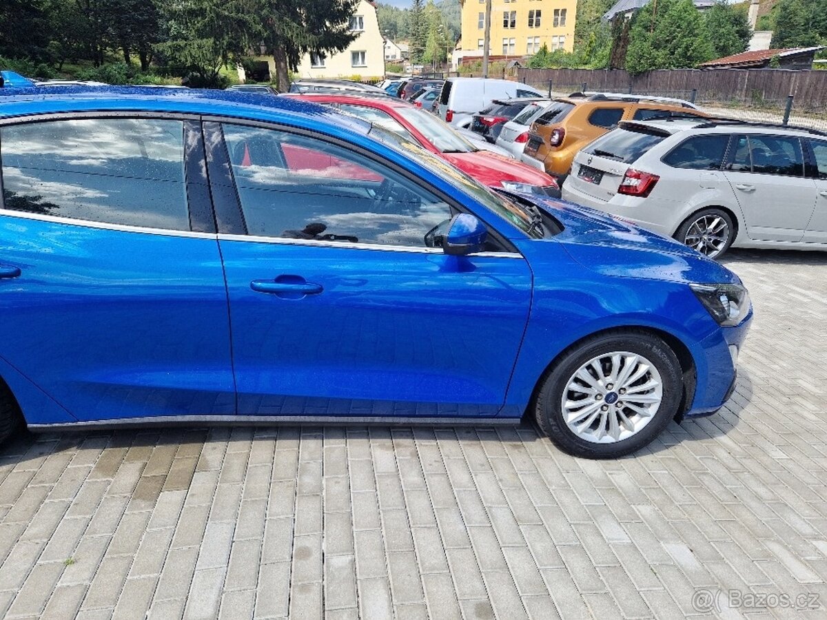 FORD FOCUS Titanium, r. v. 2020, plný servis - 12