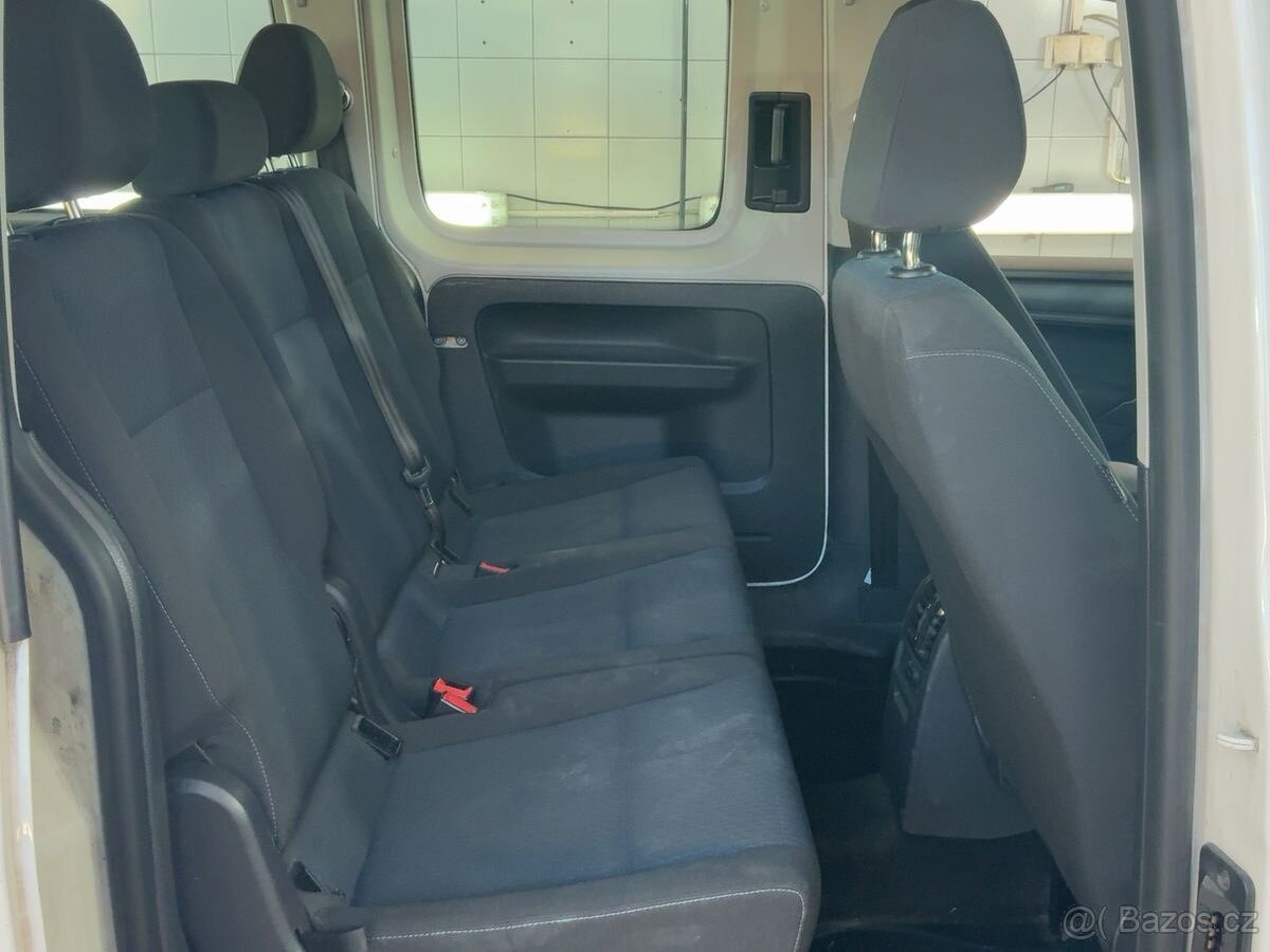 VW Caddy Maxi 2.0 TDI,Xenon,7.Míst,1.Majitel,Tažné - 12