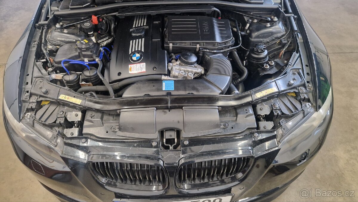 BMW 335 i E92 Sport - 12