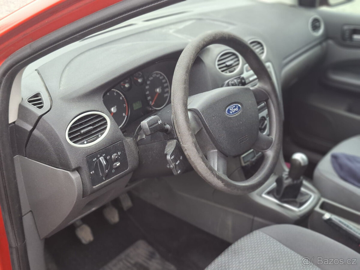 Ford Focus II combi - 12