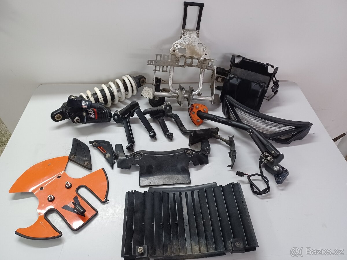 KTM LC8 990 - MOTOR - 12